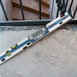 Bosch Digitaler Neigungsmesser GIM 60 L 0601076900 Mit Tasche -Fix Zauber Verkaufsgeschäft a a gim 60 l dsc2732 display korrektur v2 fin